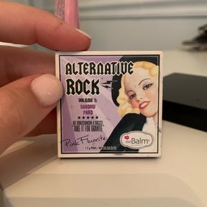 Purple sparkly eyeshadow